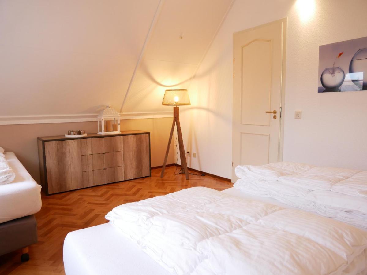 Bungalowpark “de Buitenplaats” Villa *